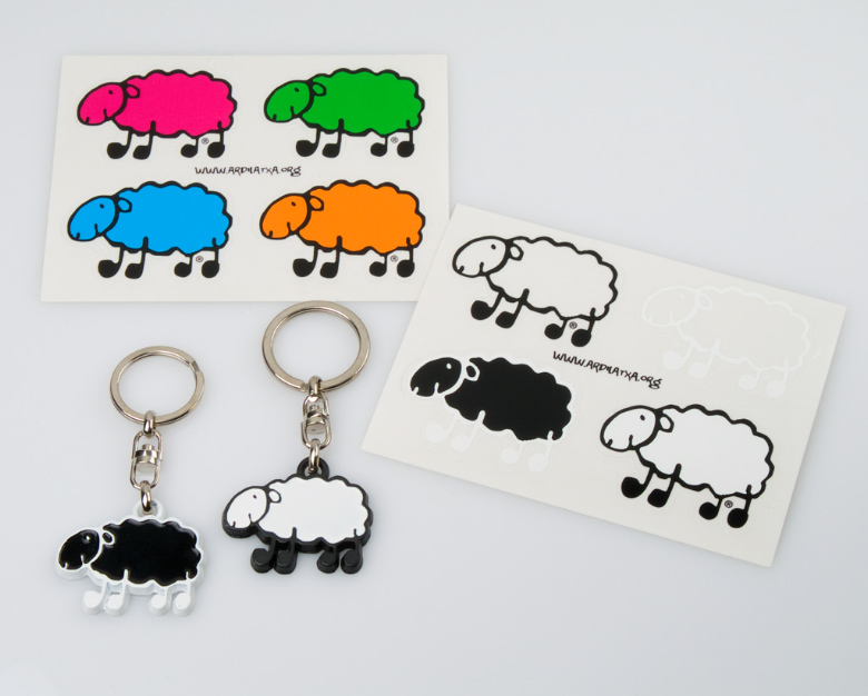 Stickers & key-rings with sheep motifs