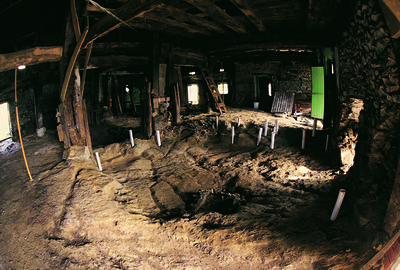 Excavación-cabaña medieval